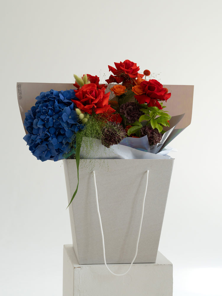 
                  
                    Medium ART bouquet
                  
                