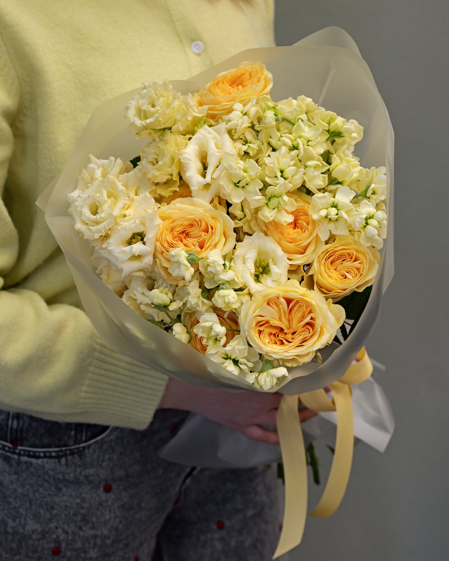 
                  
                    Bouquet "Crème de la Crème"
                  
                