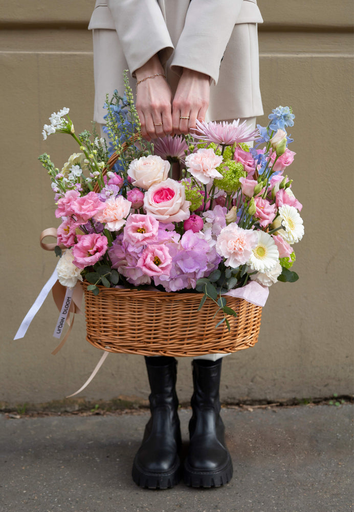 
                  
                    Flower baskets
                  
                