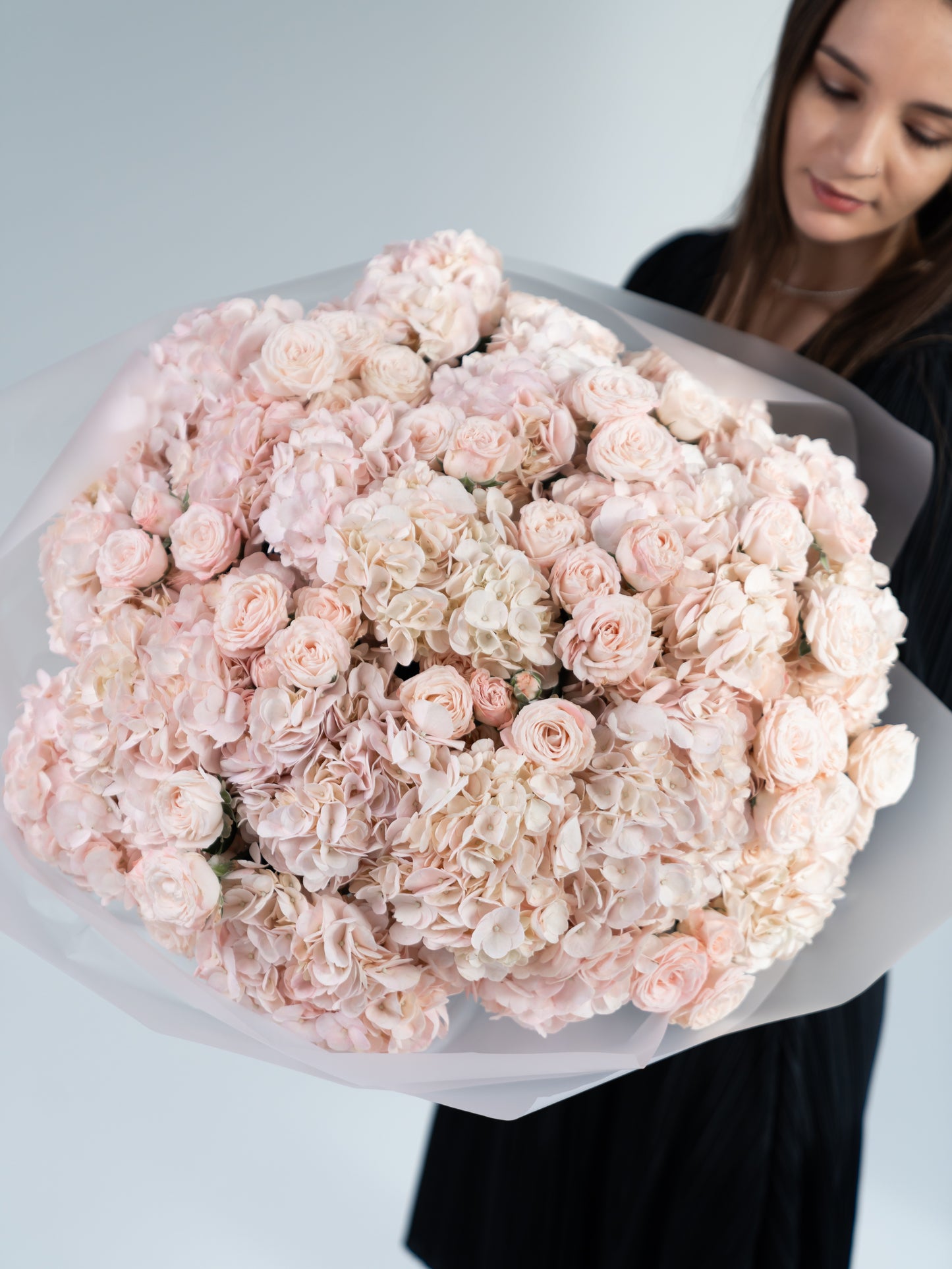 
                  
                    Bouquet Peach Clouds
                  
                