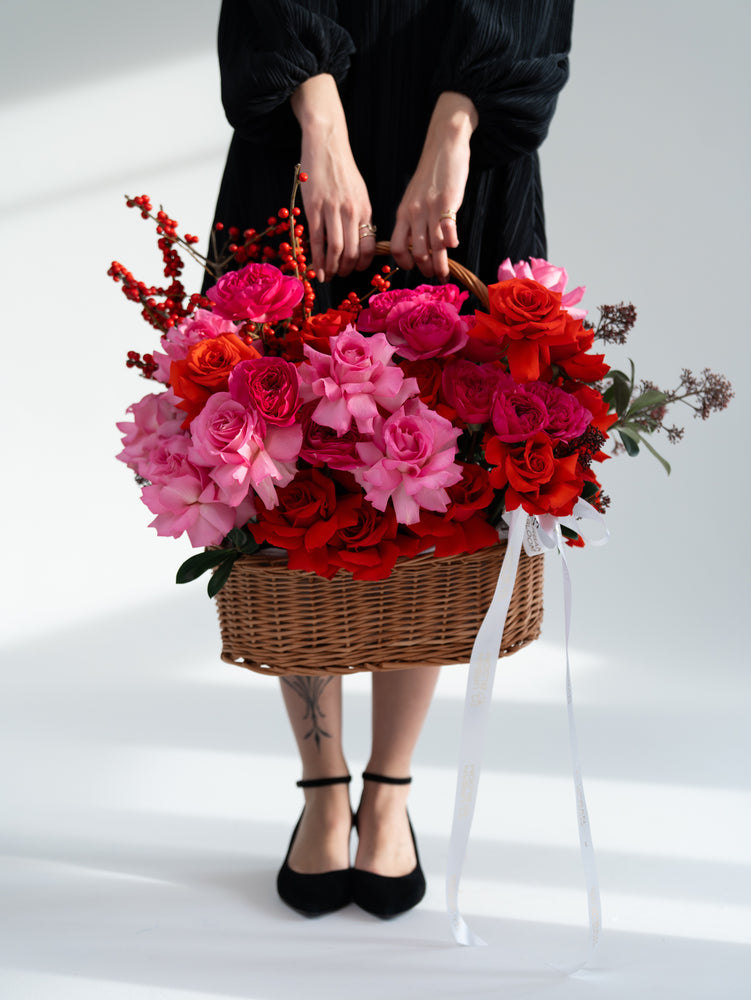 
                  
                    Flower basket Romantic
                  
                