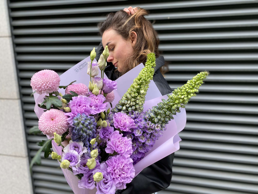 
                  
                    Bouquet "Lavender Latte"
                  
                